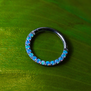 CLICKER RING CON BRILLANTI IN OPALE